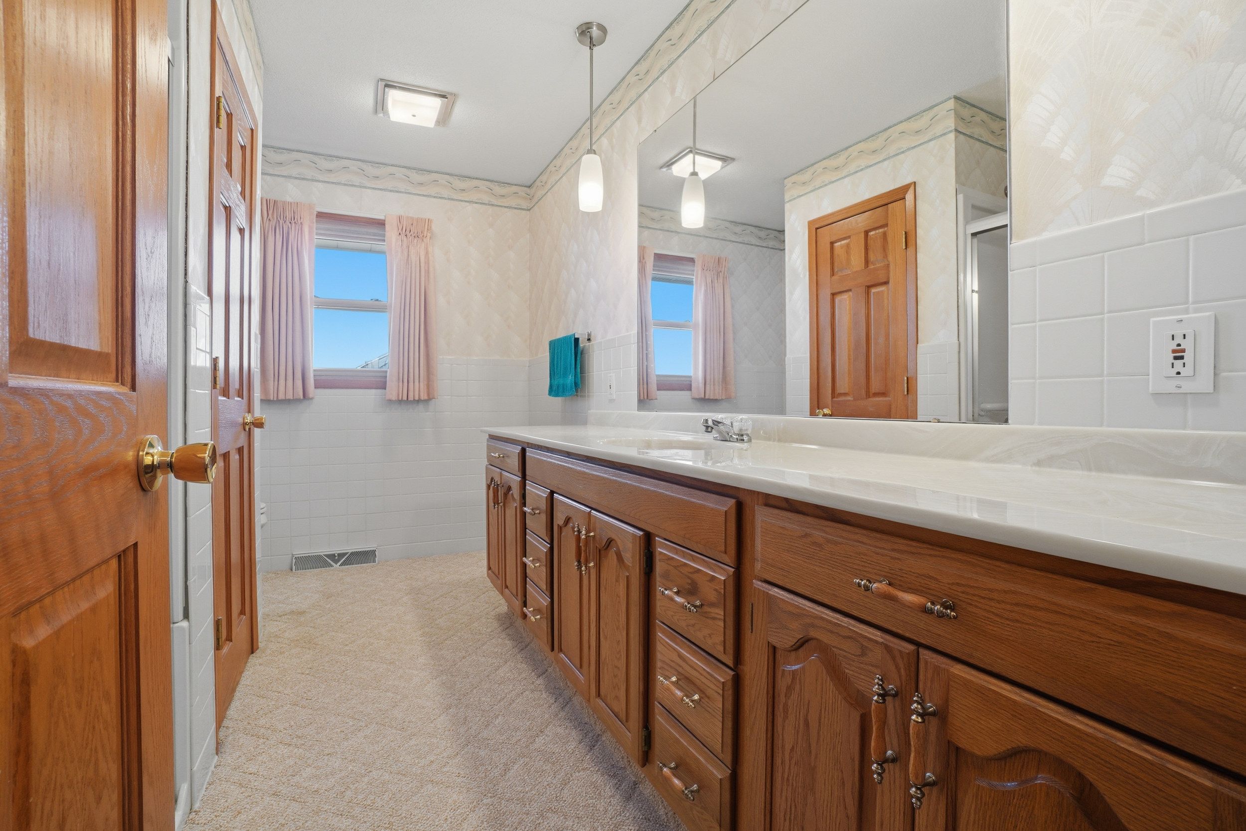 Listing Photo: 15_25871 200th ave-015